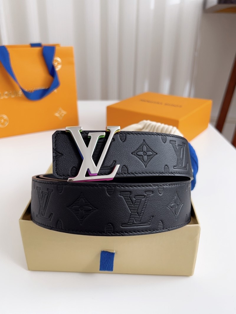 l0vis Vvtt0n belts